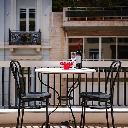 Syntagma Square, 60sqm Dream